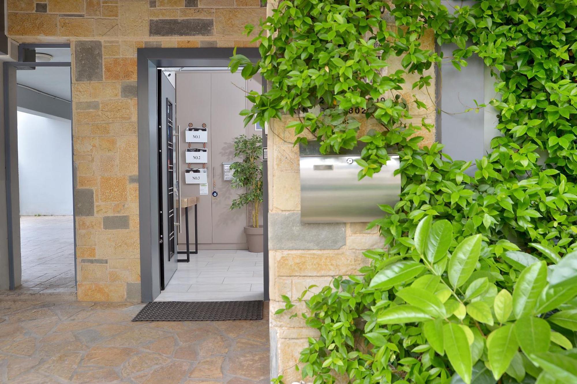 Alekos Apartments - Νetflix Aten Exteriör bild